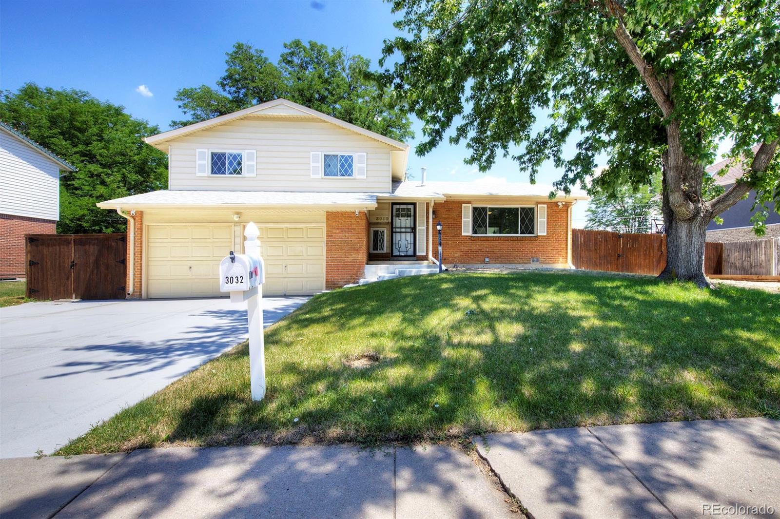 3032 S Saulsbury St, Denver, CO 80227