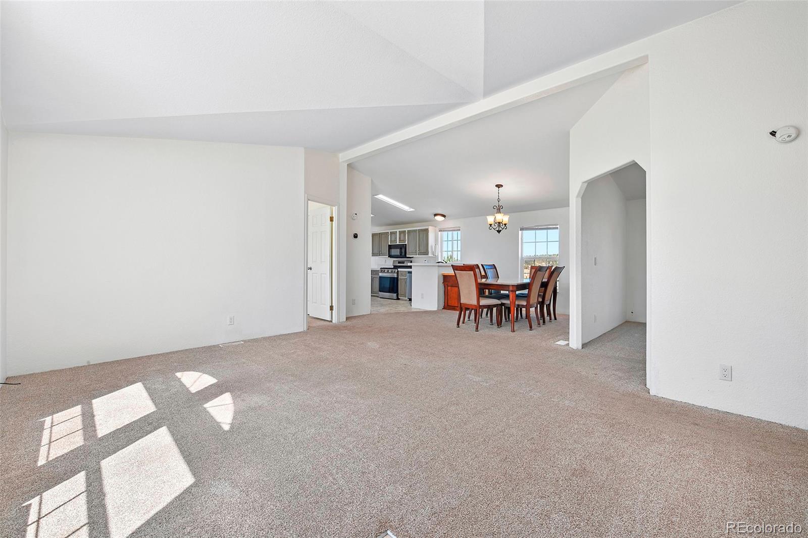 267 Longbow Dr, Divide, CO 80814