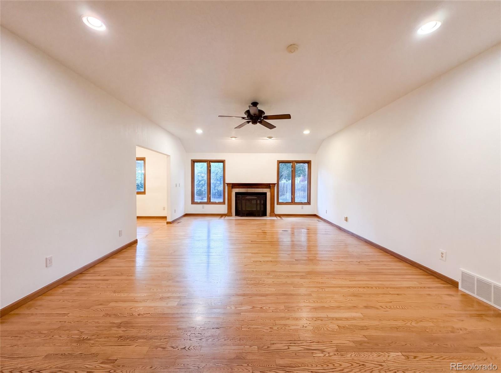 2427 52nd Avenue Ct, Greeley, CO 80634
