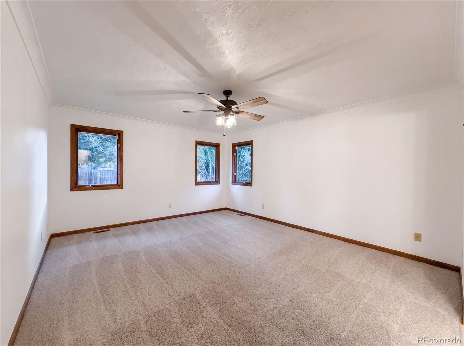 2427 52nd Avenue Ct, Greeley, CO 80634