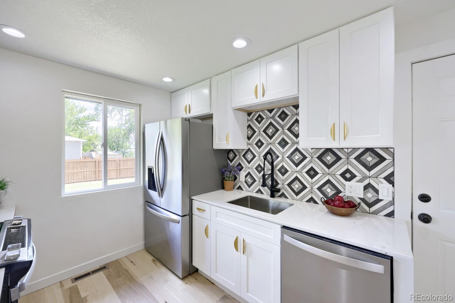 6152 W 68th Ave, Arvada, CO 80003