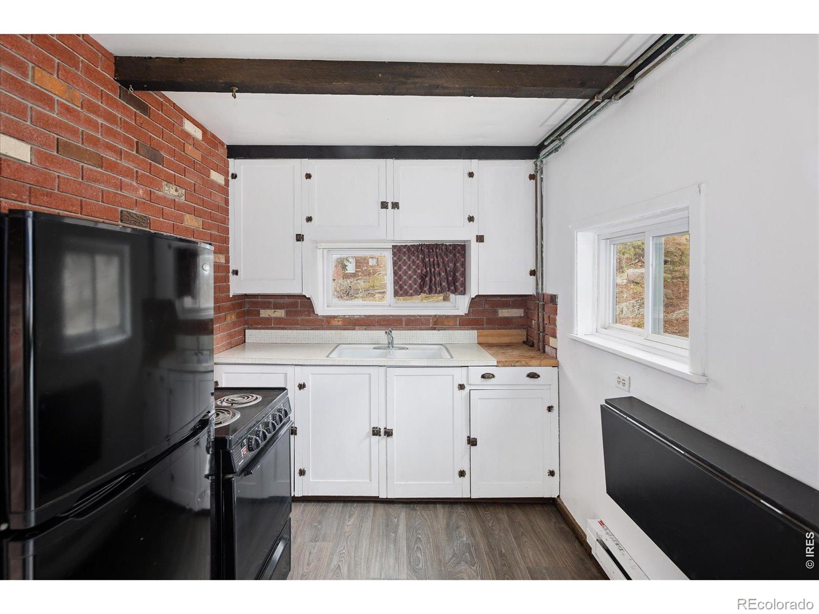 133 Black Bear Trl, Golden, CO 80403