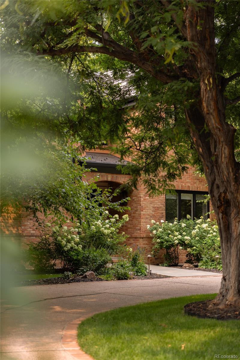 2120 E Grand Ave, Cherry Hills Village, CO 80113