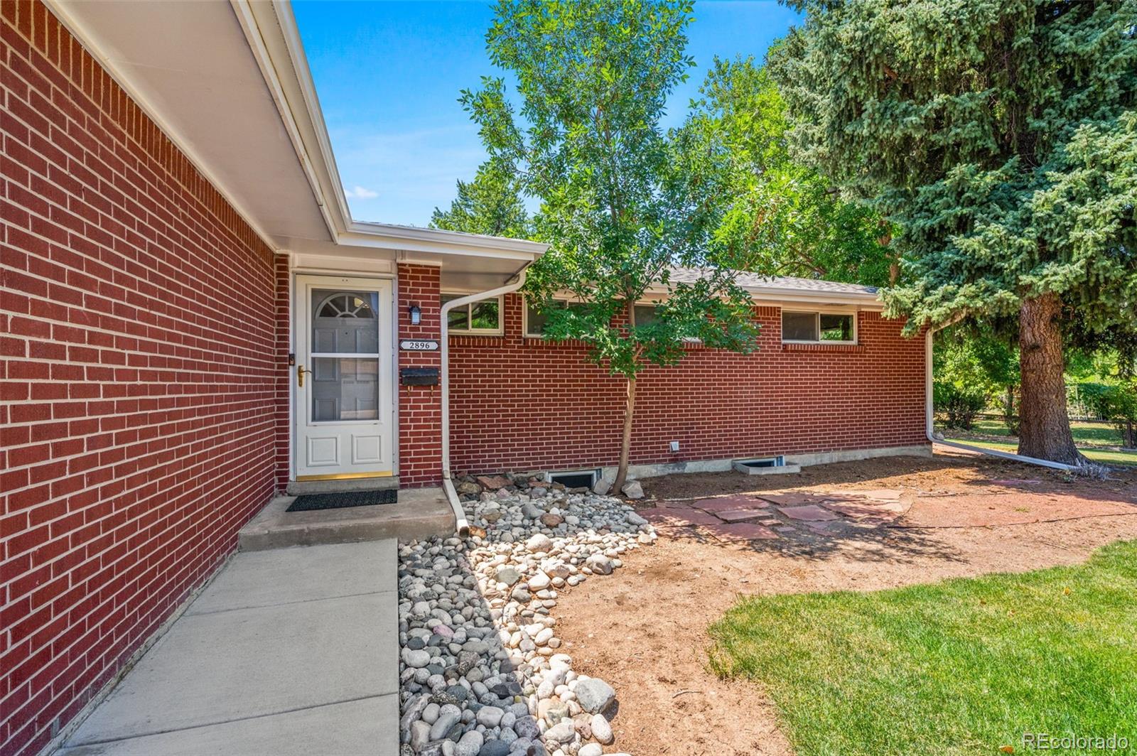 2896 E Euclid Pl, Centennial, CO 80121