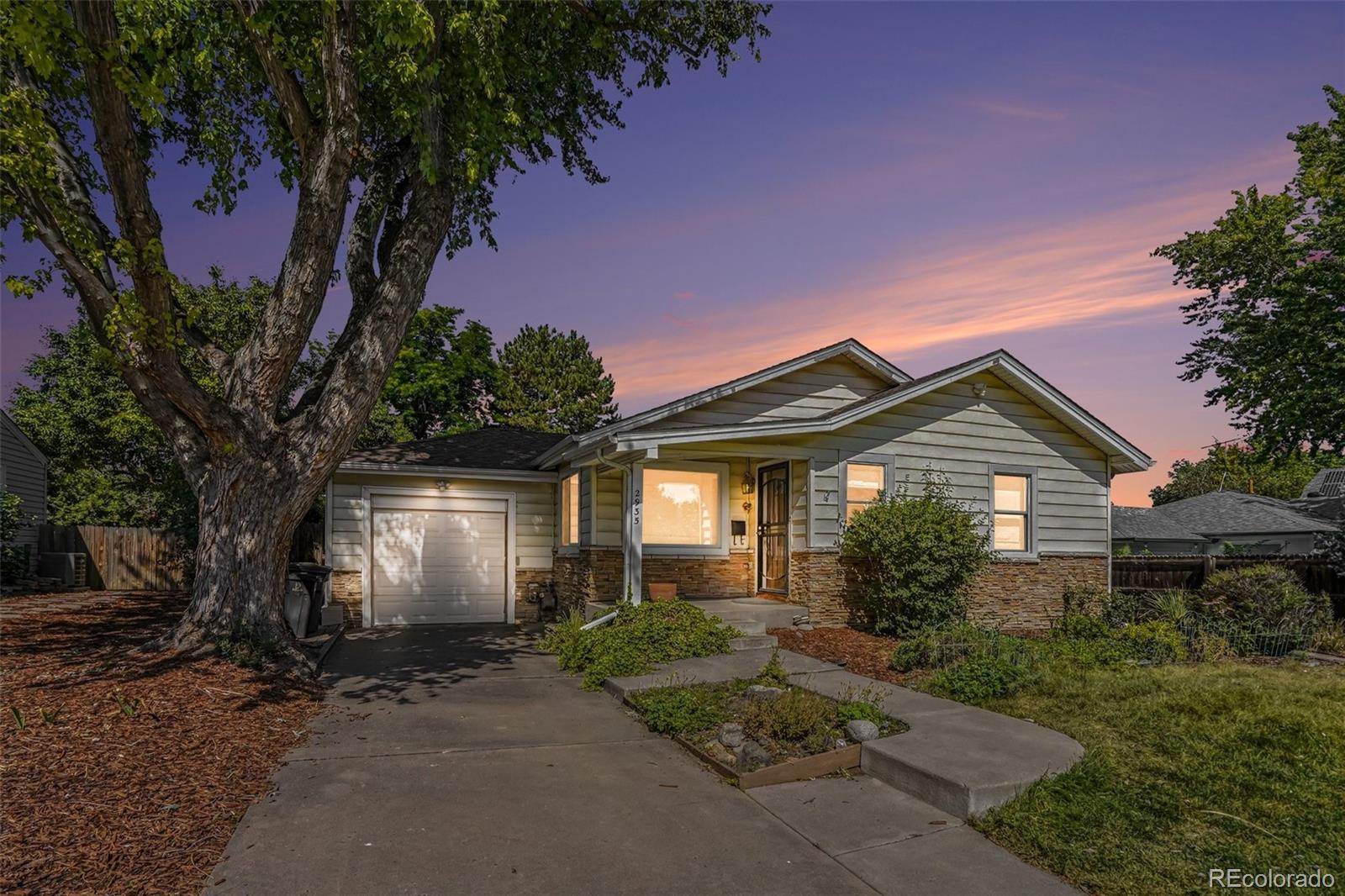 2935 S Clermont Dr, Denver, CO 80222