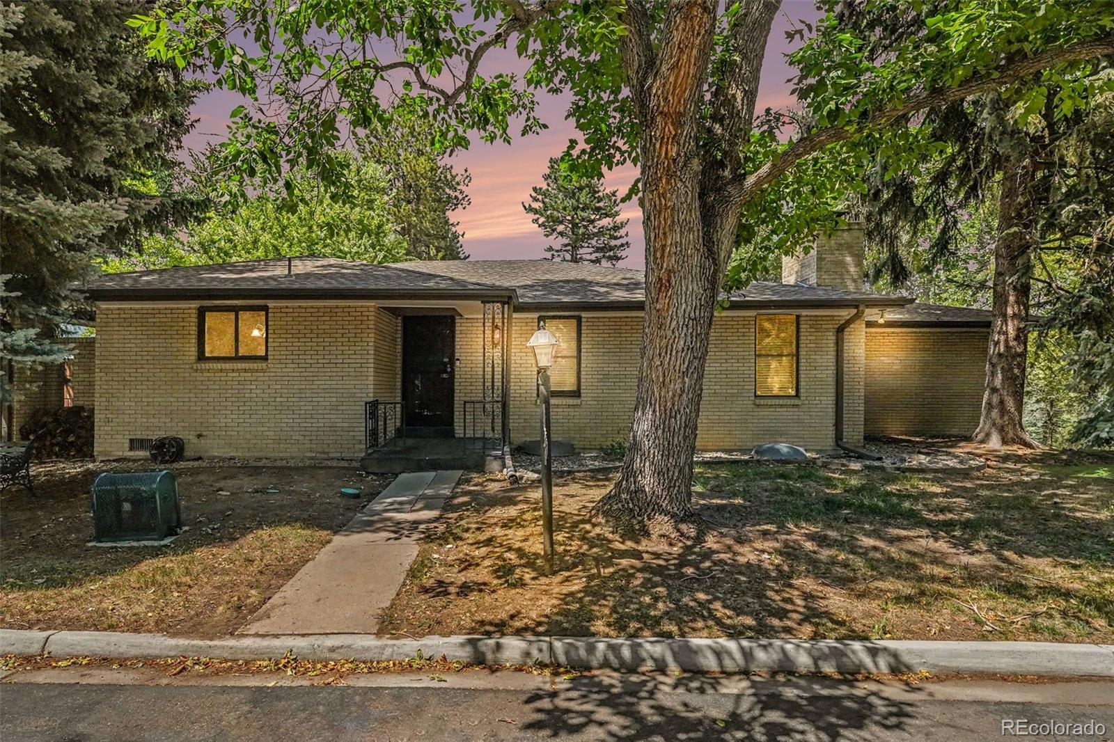 8550 W 10th Ave, Lakewood, CO 80215