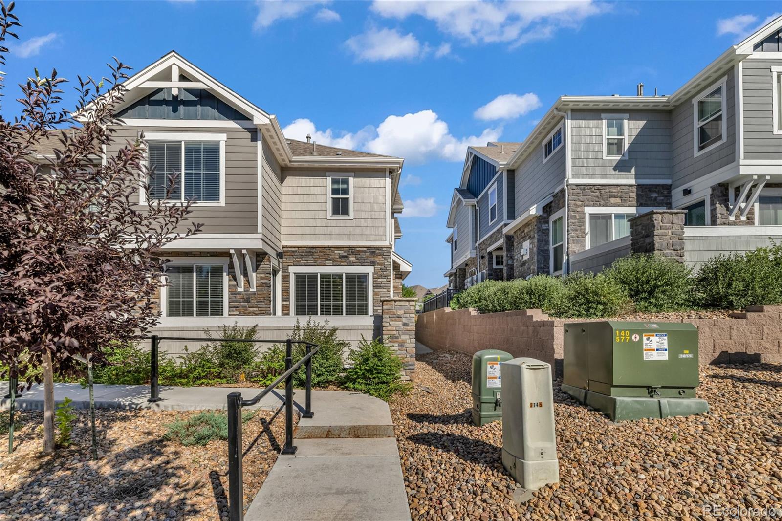 5745 S Buchanan Ct #B, Aurora, CO 80016