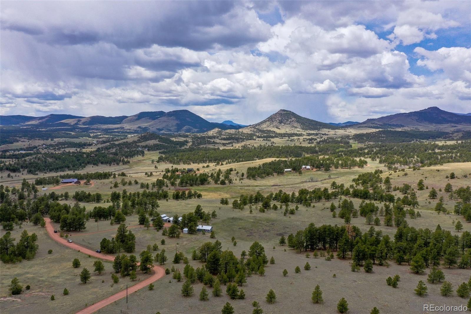 000 Doe Valley Rd, Guffey, CO 80820