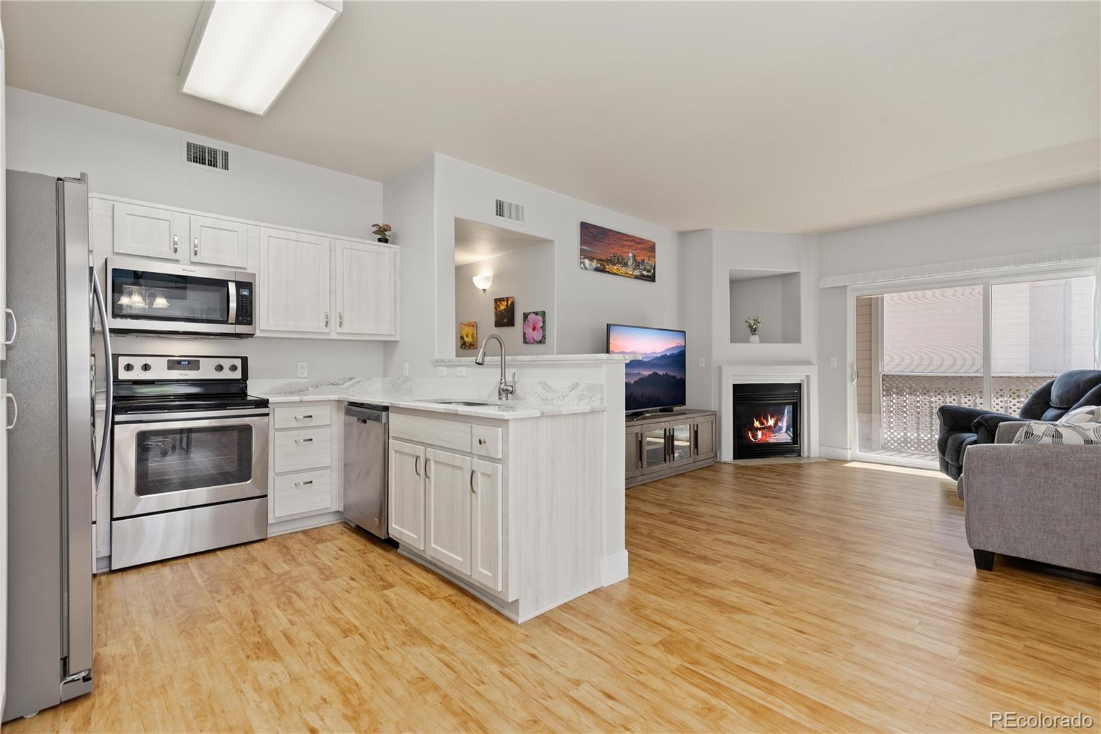 1128 Opal St #102, Broomfield, CO 80020