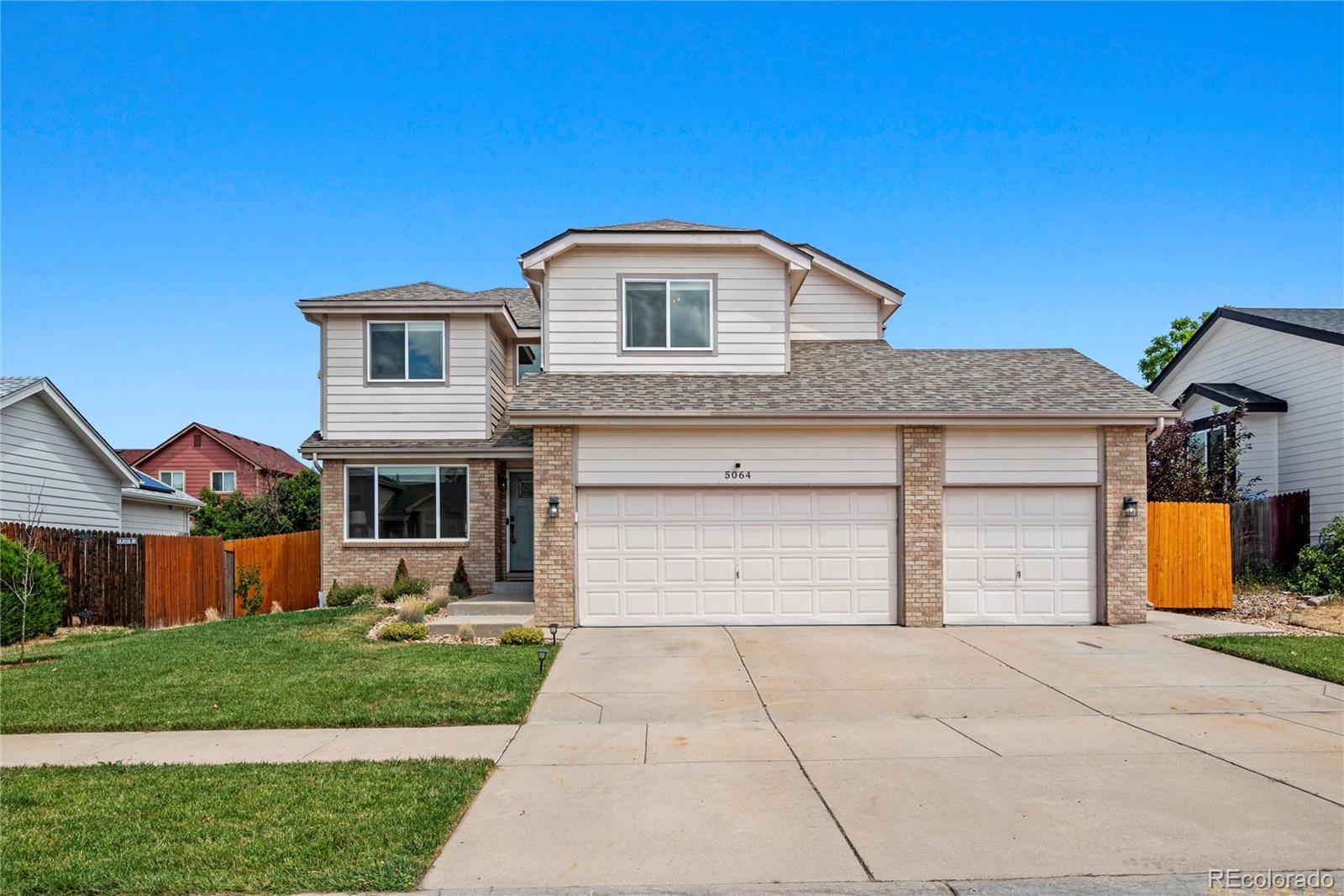5064 Durham Ct, Denver, CO 80239