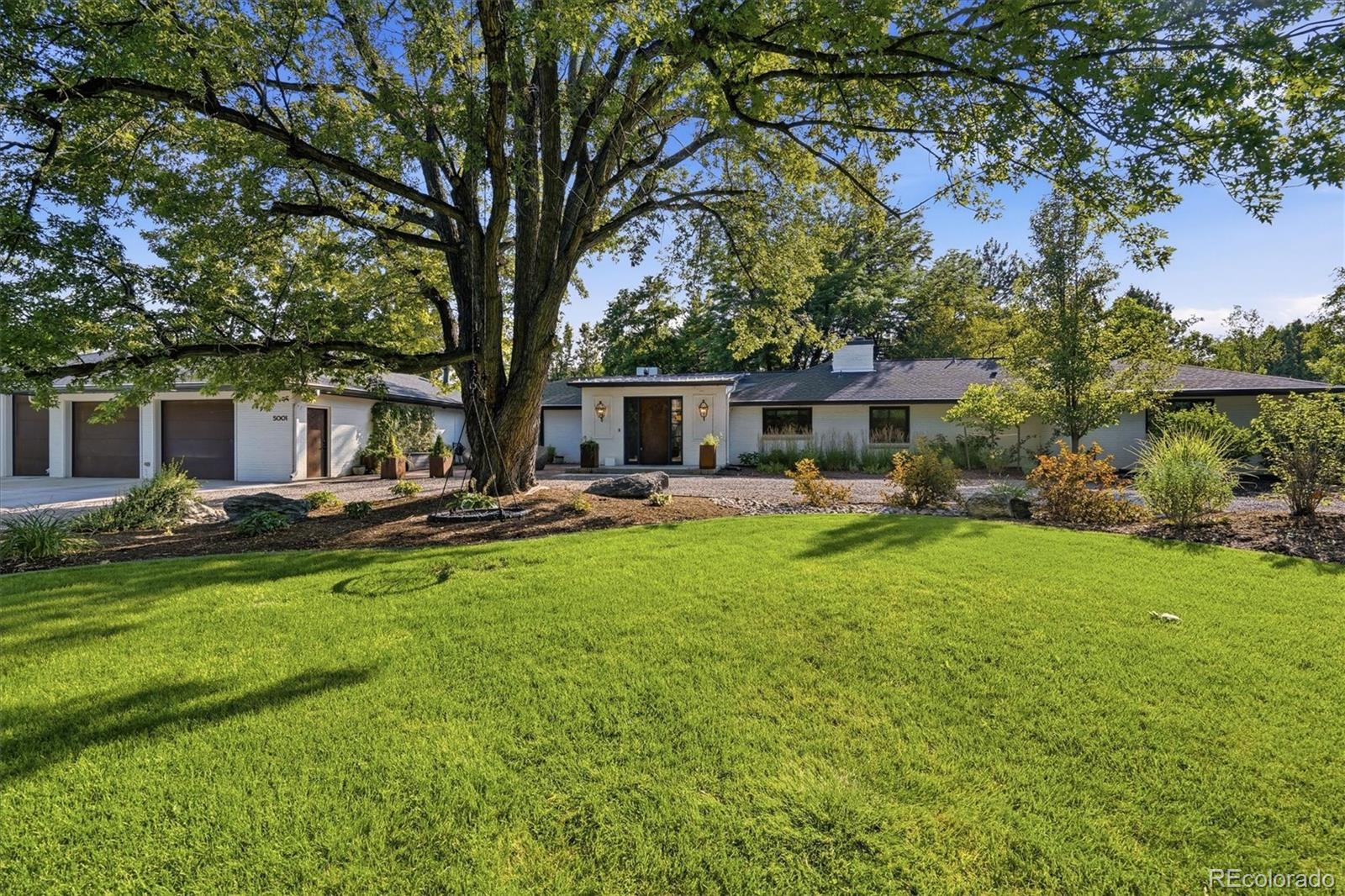 5001 Bow Mar Dr, Littleton, CO 80123