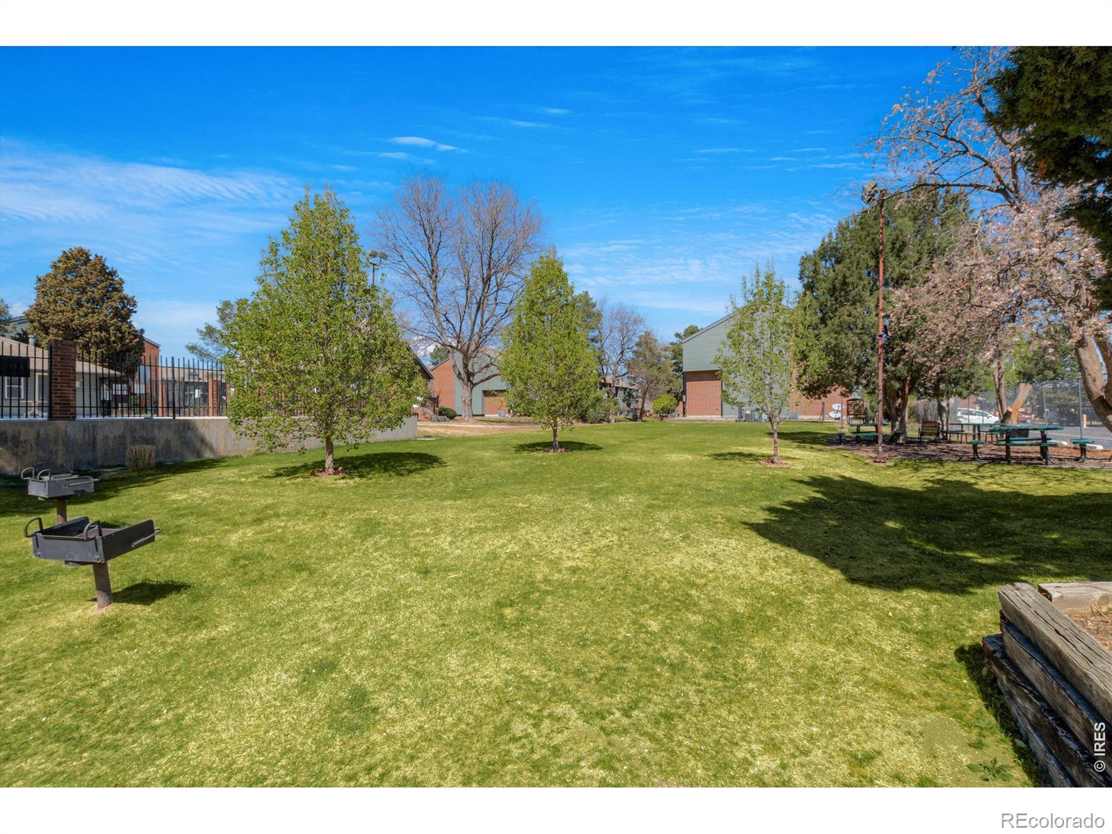 3696 S Depew St #303, Denver, CO 80235