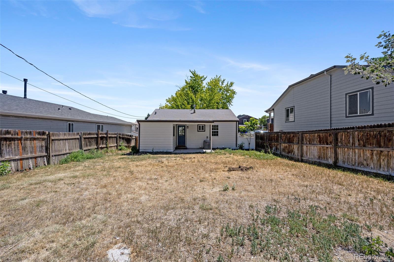 2355 W Hillside Ave, Englewood, CO 80110