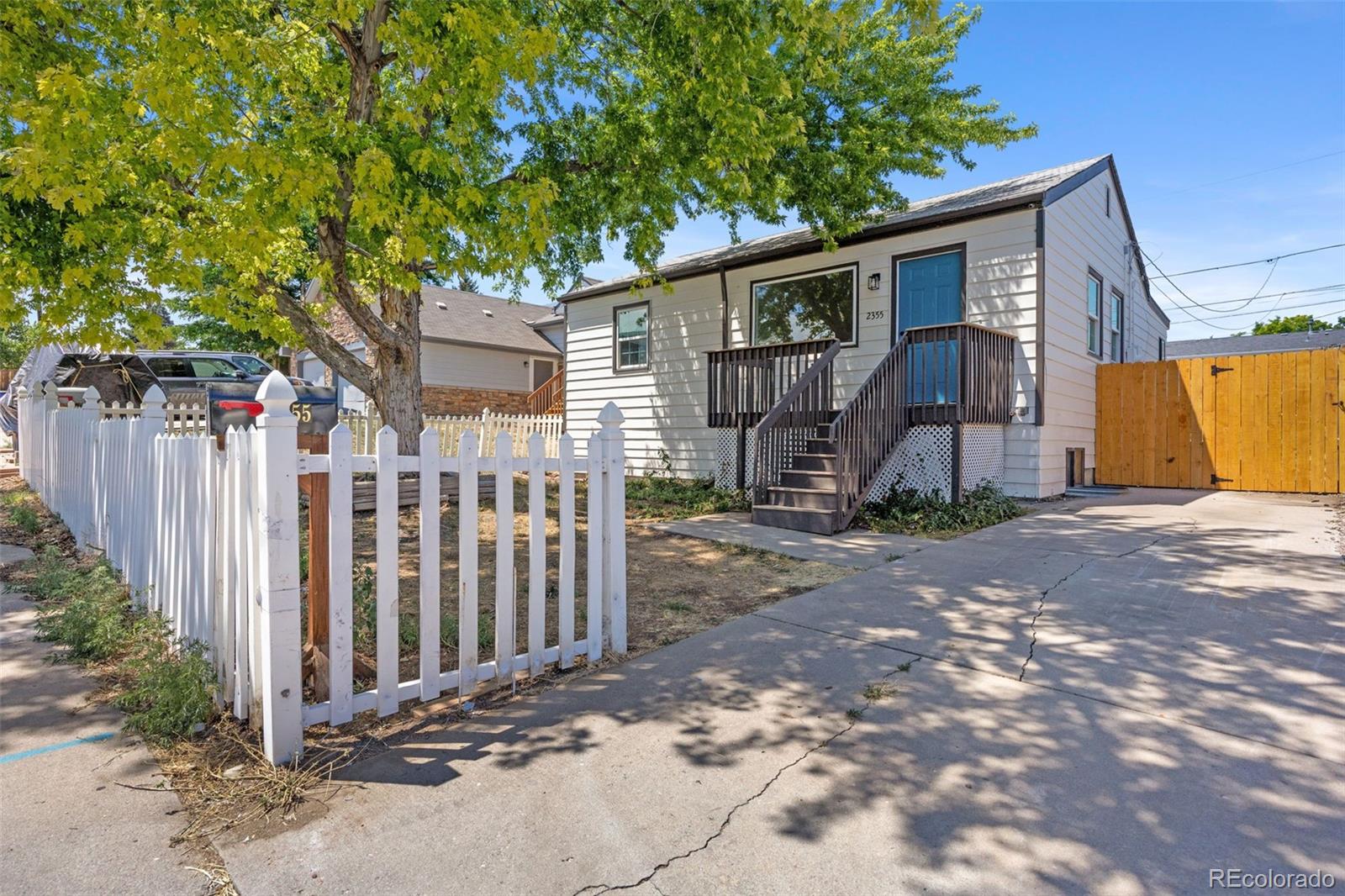 2355 W Hillside Ave, Englewood, CO 80110