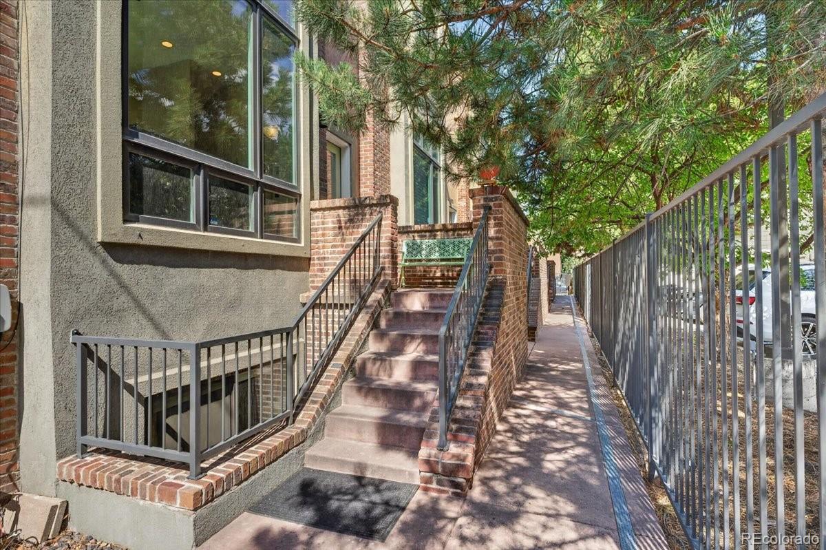 1657 N Franklin St, Denver, CO 80218