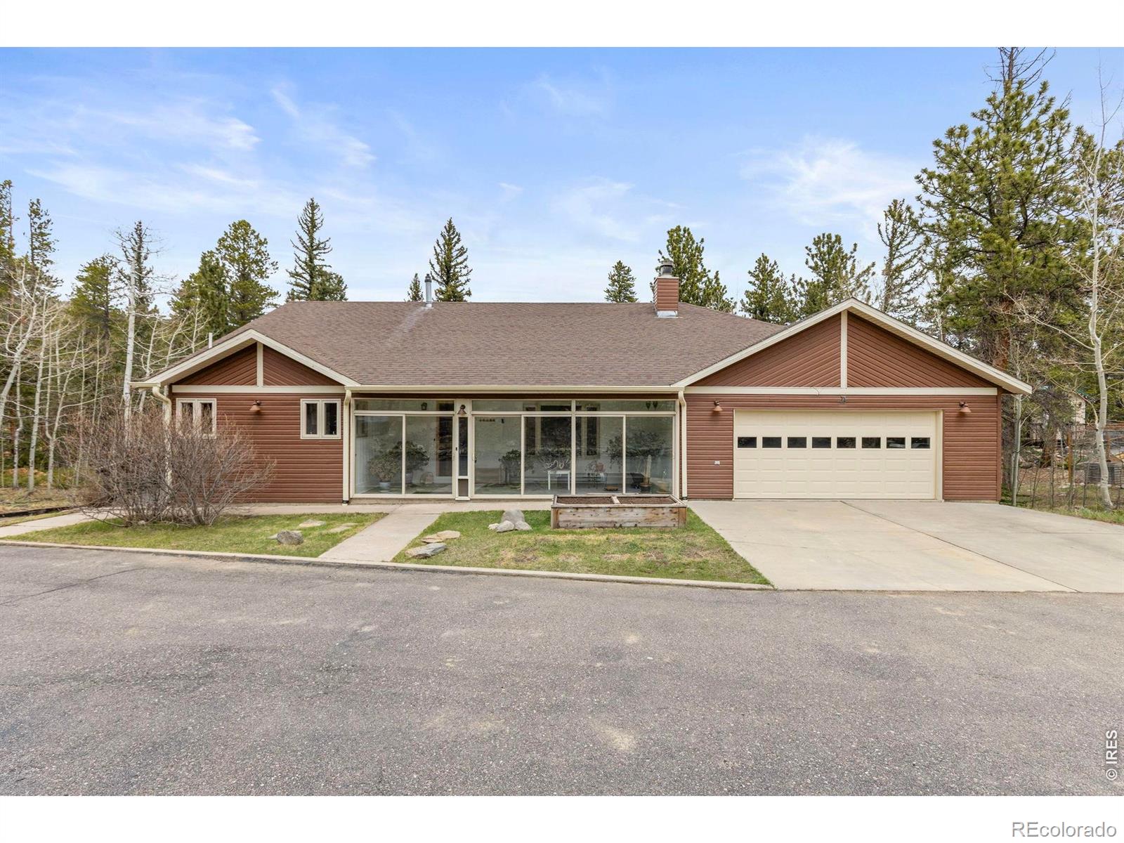 805 Lodge Pole Dr, Black Hawk, CO 80422