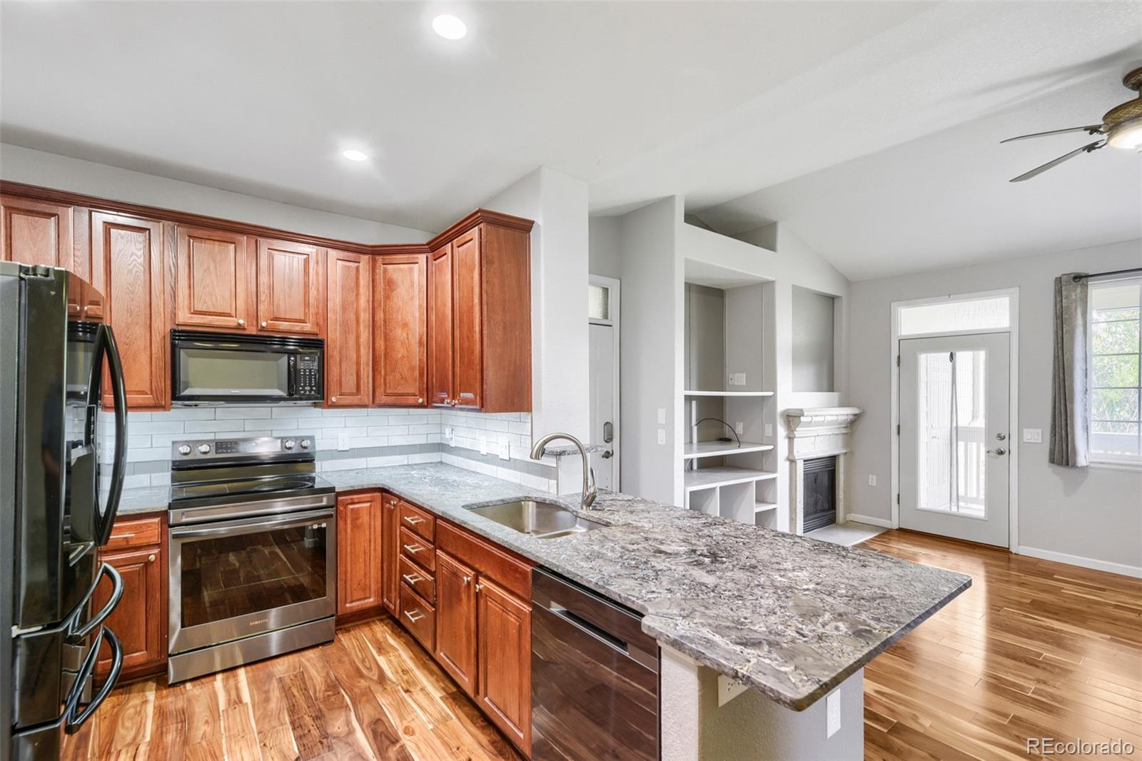 10341 W Girton Dr #202, Denver, CO 80227