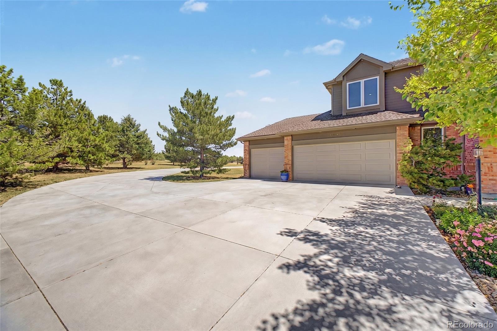 26384 E Otero Dr, Aurora, CO 80016