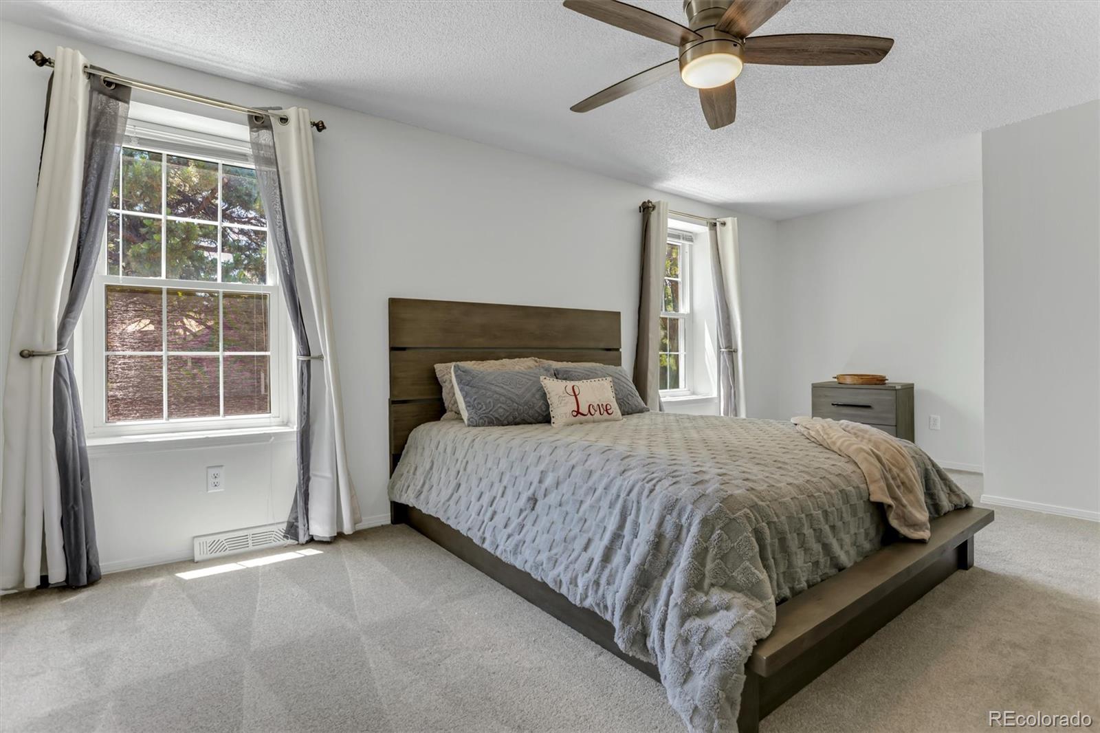 2433 E Fremont Ct, Centennial, CO 80122