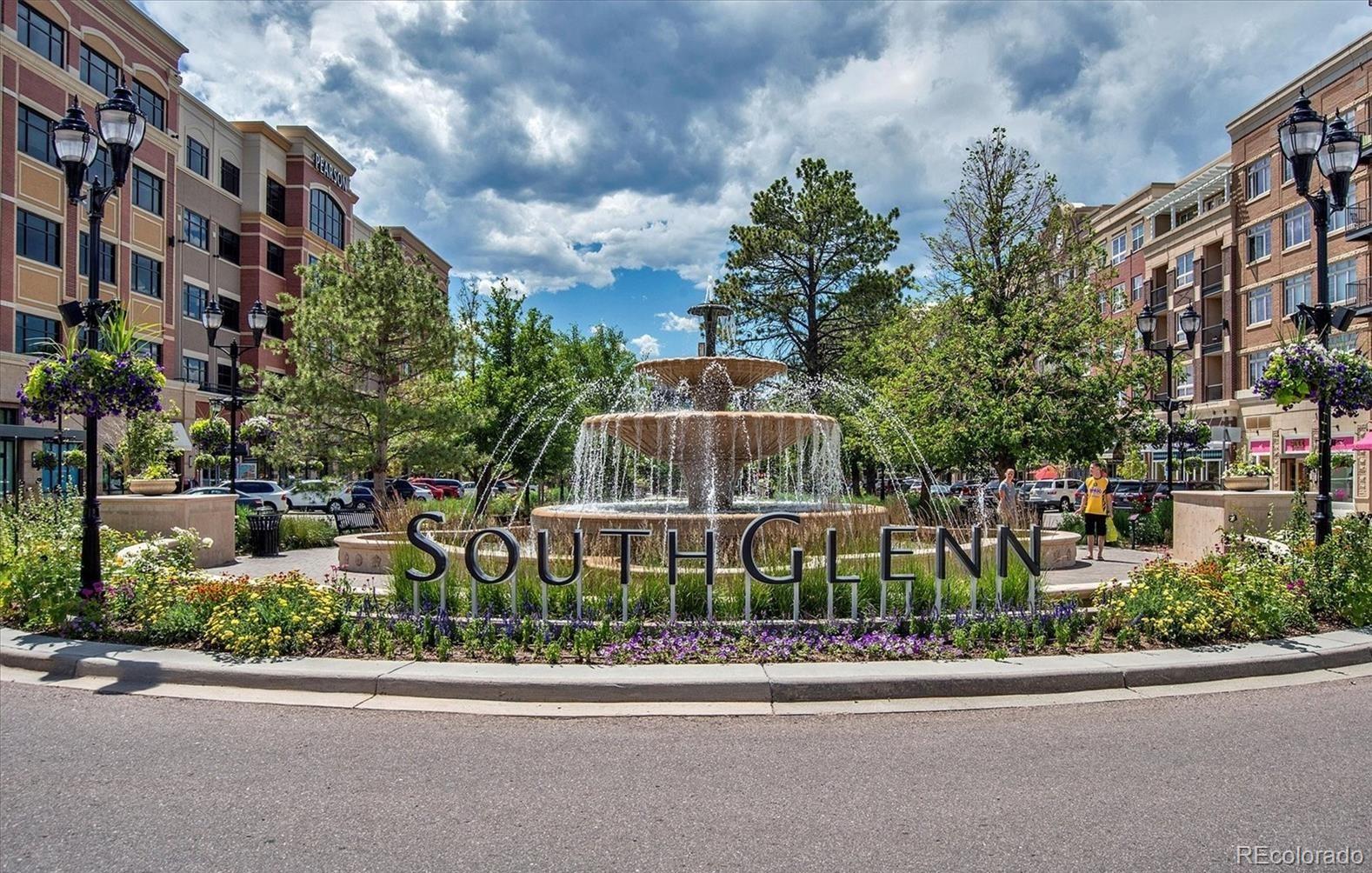 2433 E Fremont Ct, Centennial, CO 80122