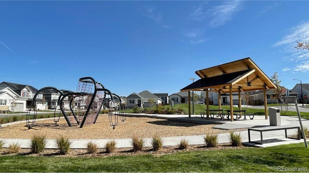 28336 E 5th Ave, Watkins, CO 80137