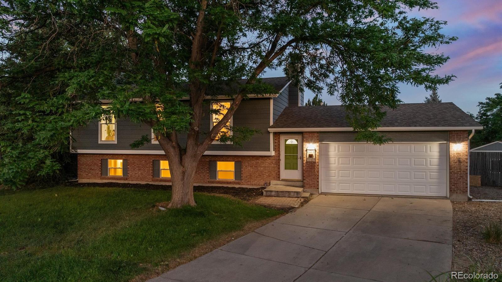 8074 S Estes Ct, Littleton, CO 80128
