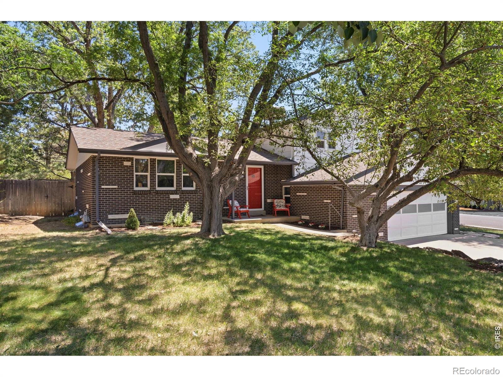 7616 Oak St, Arvada, CO 80005