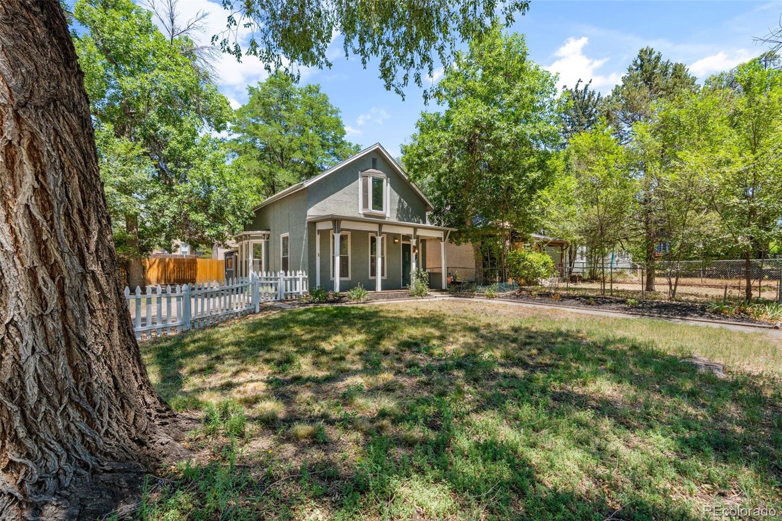 704 E High St, Colorado Springs, CO 80903