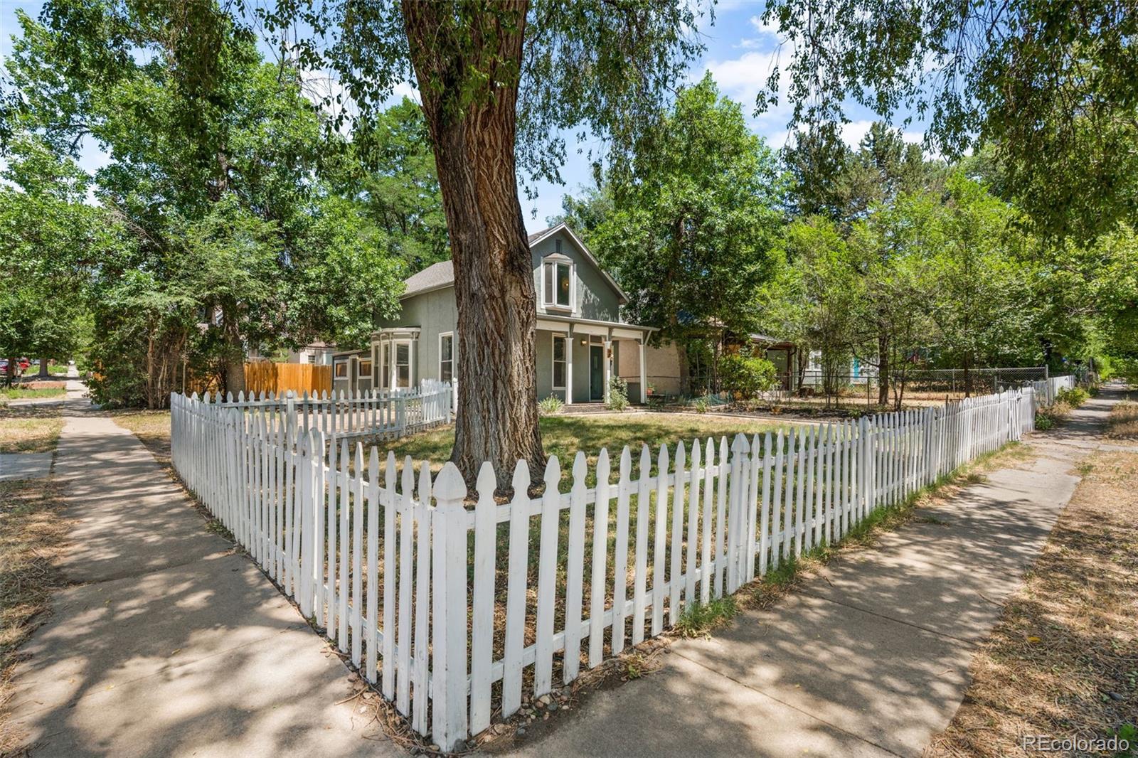 704 E High St, Colorado Springs, CO 80903