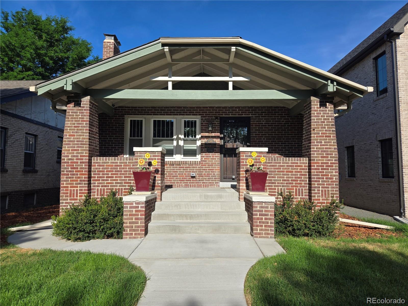 2245 Holly St, Denver, CO 80207