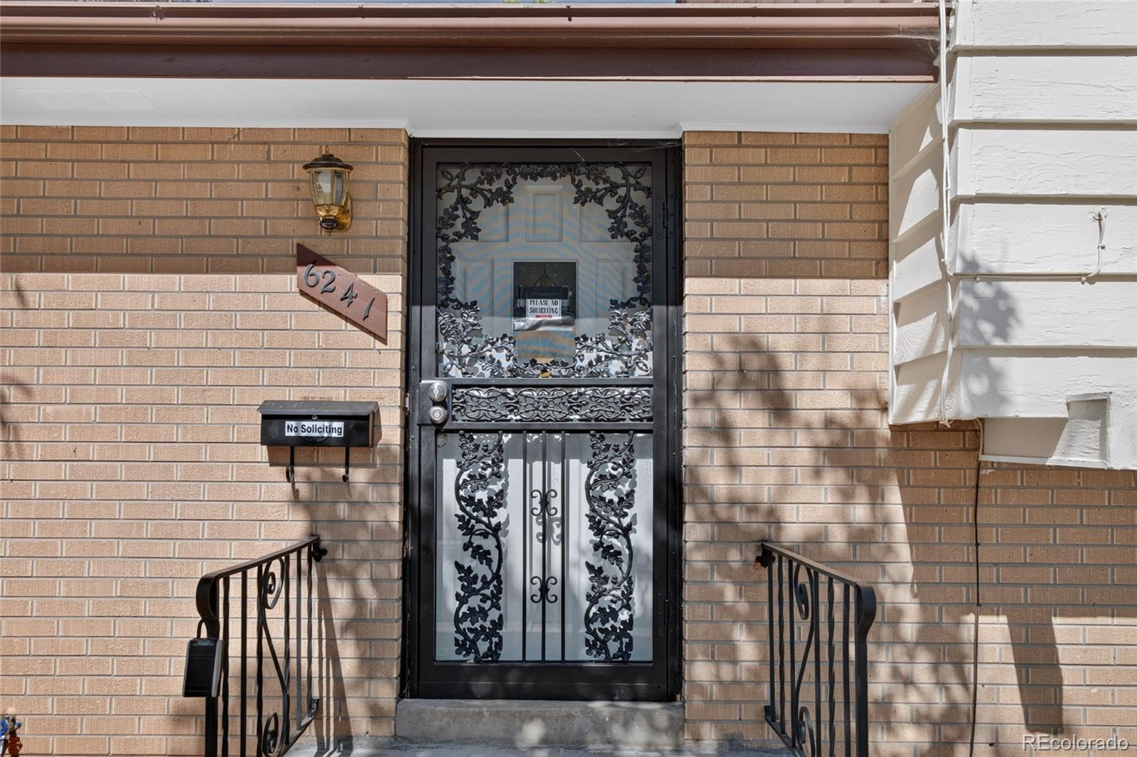 6241 S Garfield Dr, Littleton, CO 80121
