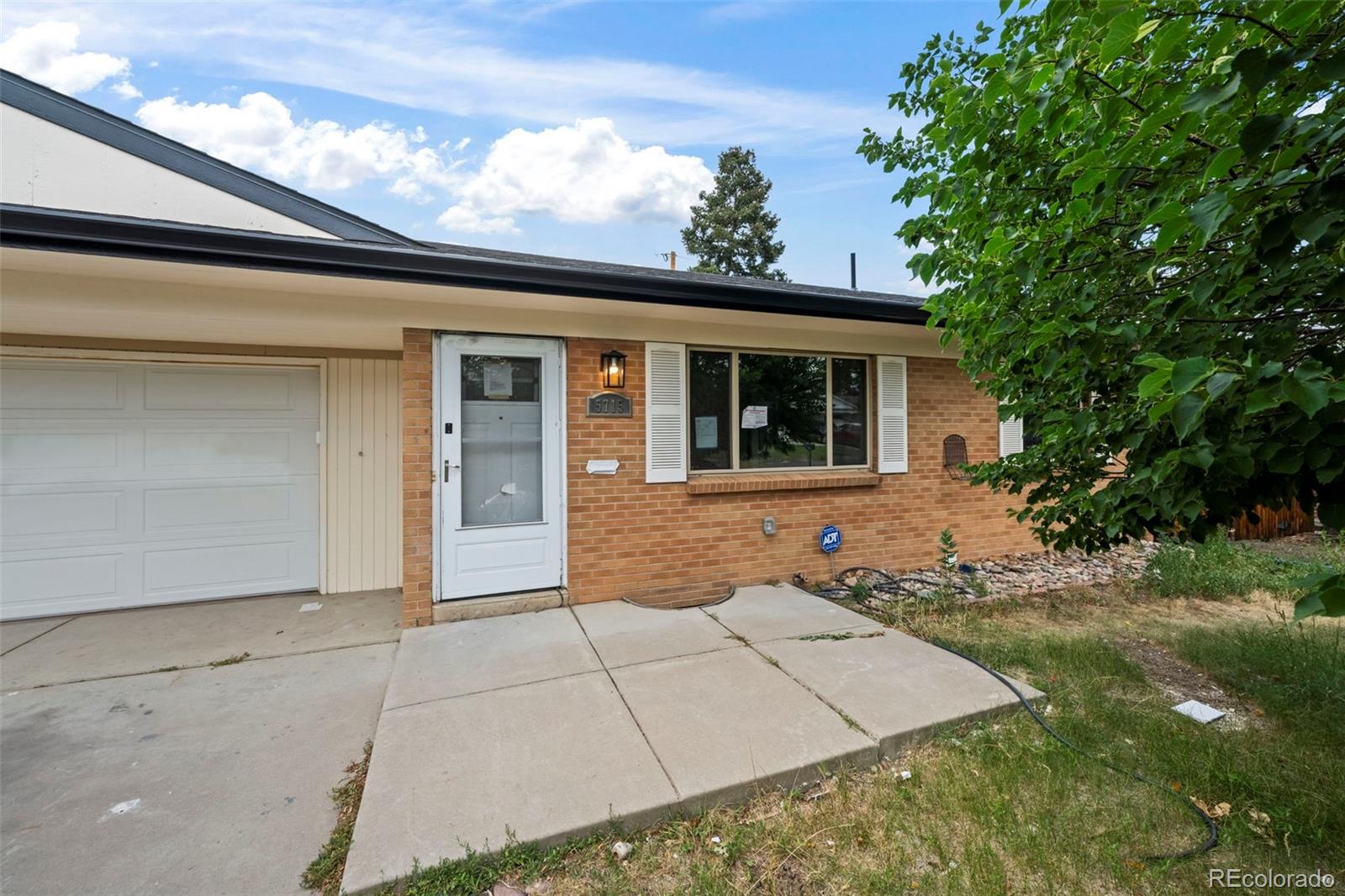5715 W 5th Ave, Lakewood, CO 80226