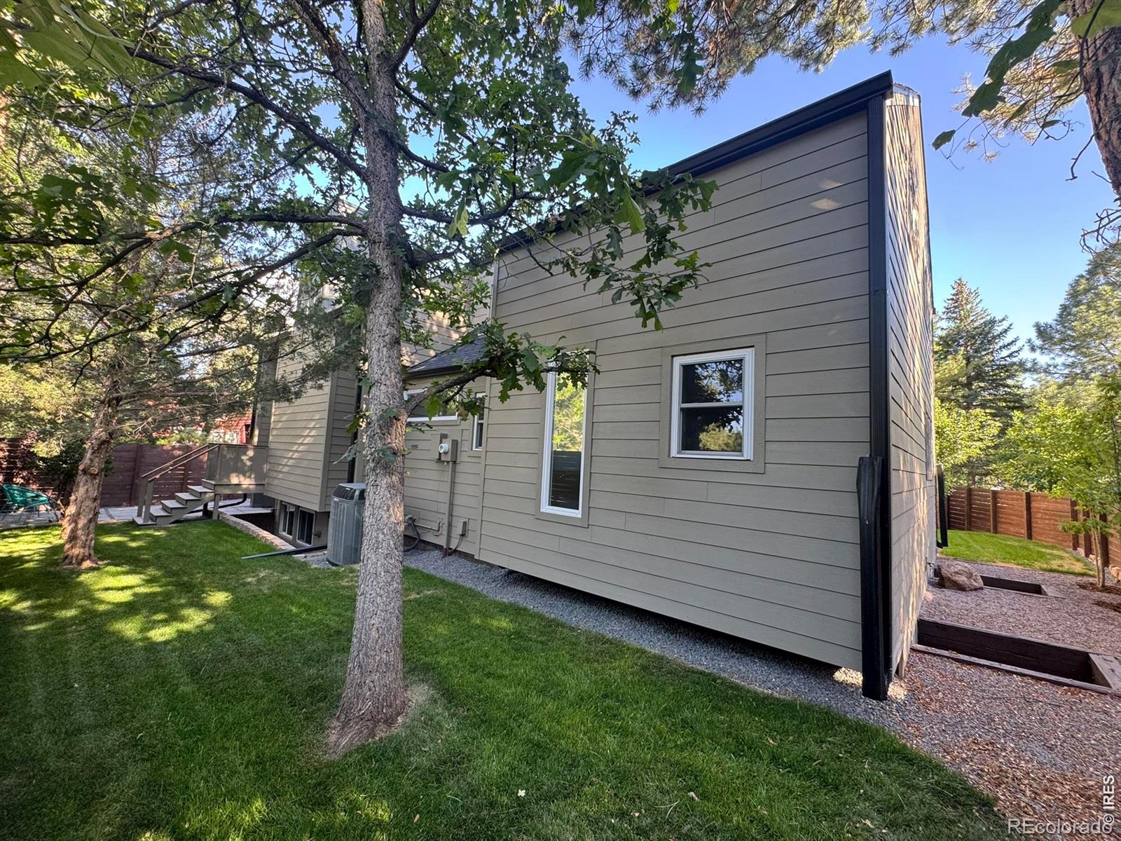 3497 Iris Ct, Boulder, CO 80304