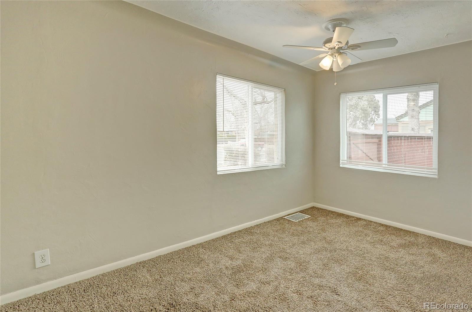 1960 Oswego St #1960.5, Aurora, CO 80010