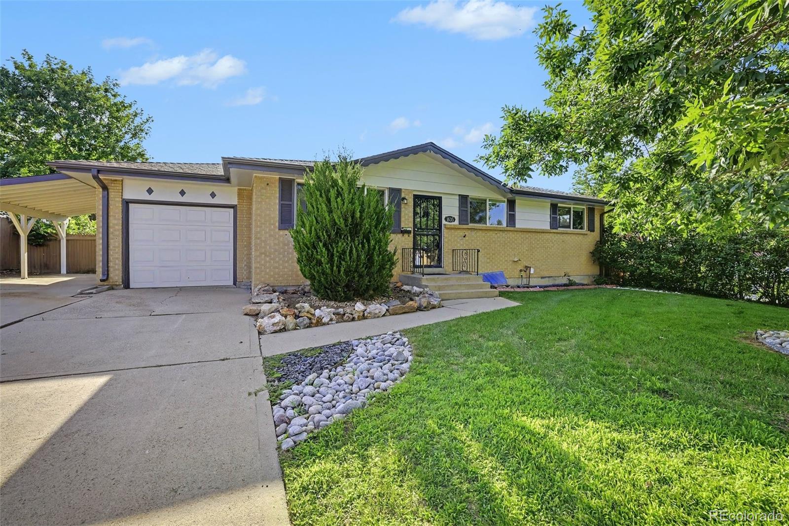 1635 S Yukon Ct, Denver, CO 80232