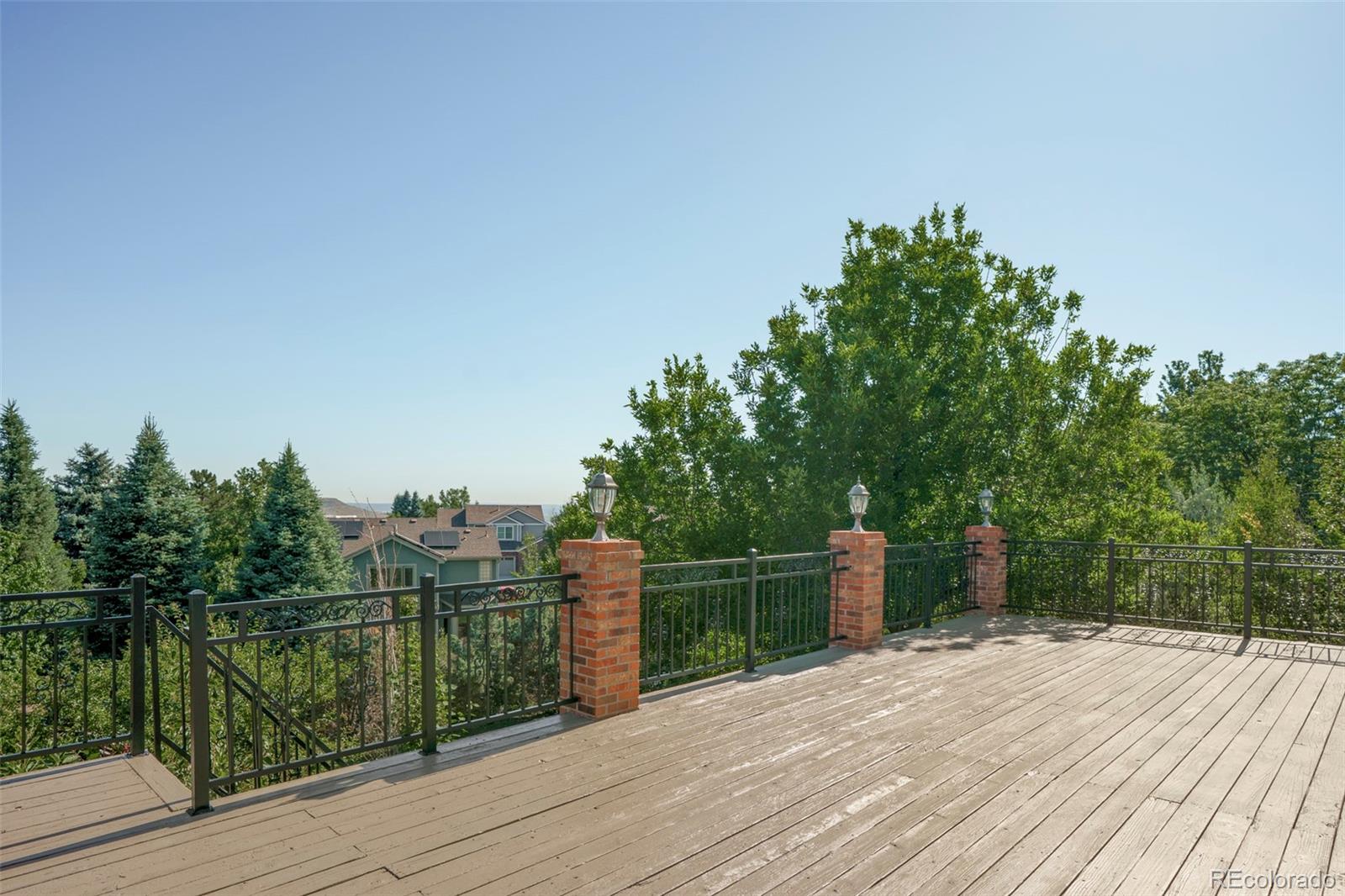 16627 W 1st Ave, Golden, CO 80401