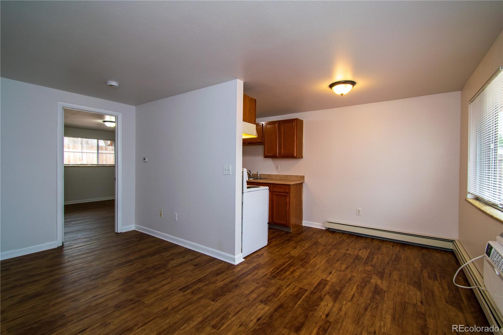 208 S Jefferson Ave, Loveland, CO 80537