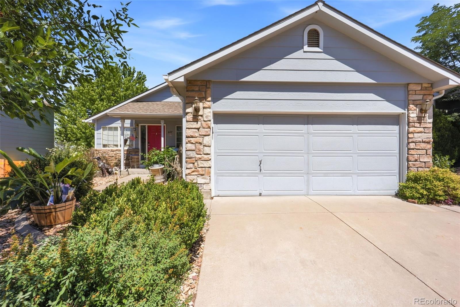 607 Branding Iron Ln, Castle Rock, CO 80104
