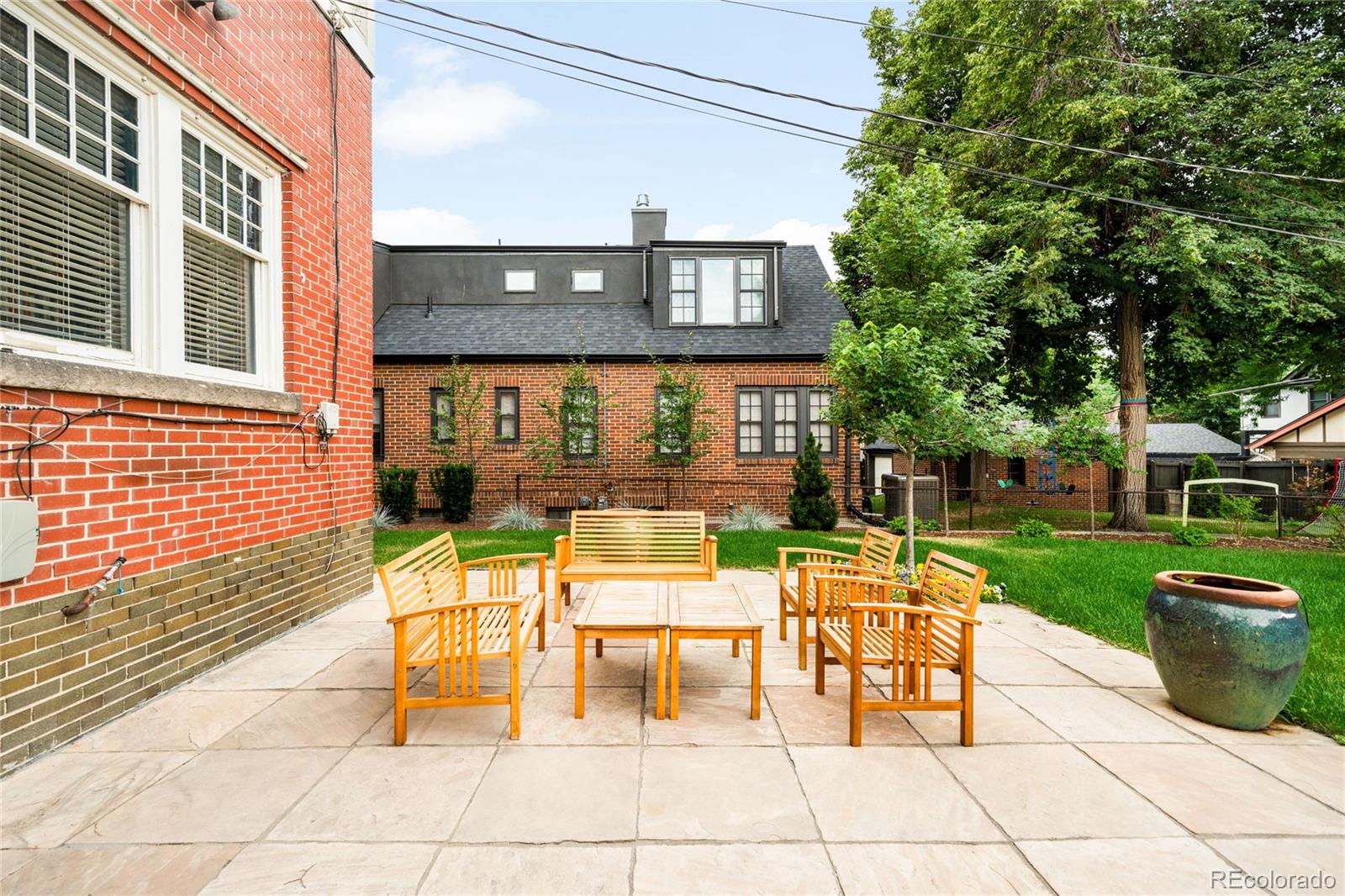 657 Elizabeth St, Denver, CO 80206