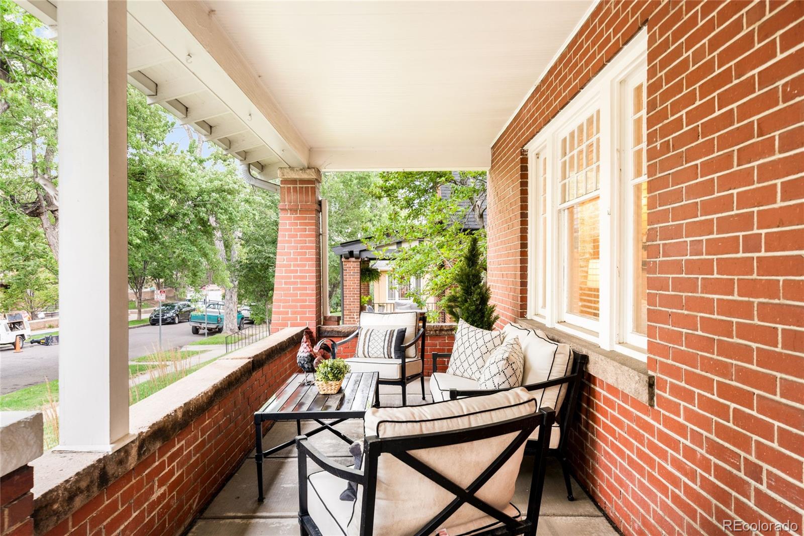 657 Elizabeth St, Denver, CO 80206