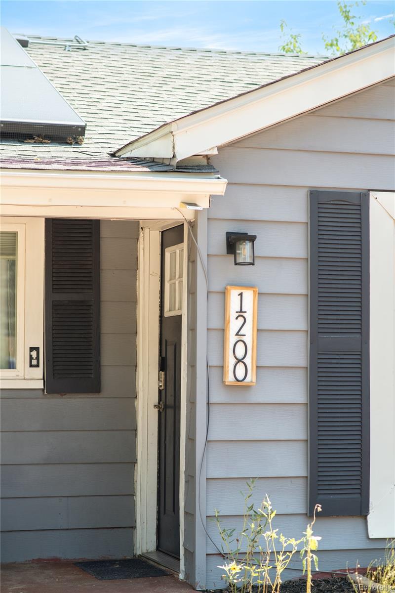 1200 Yost St, Aurora, CO 80011