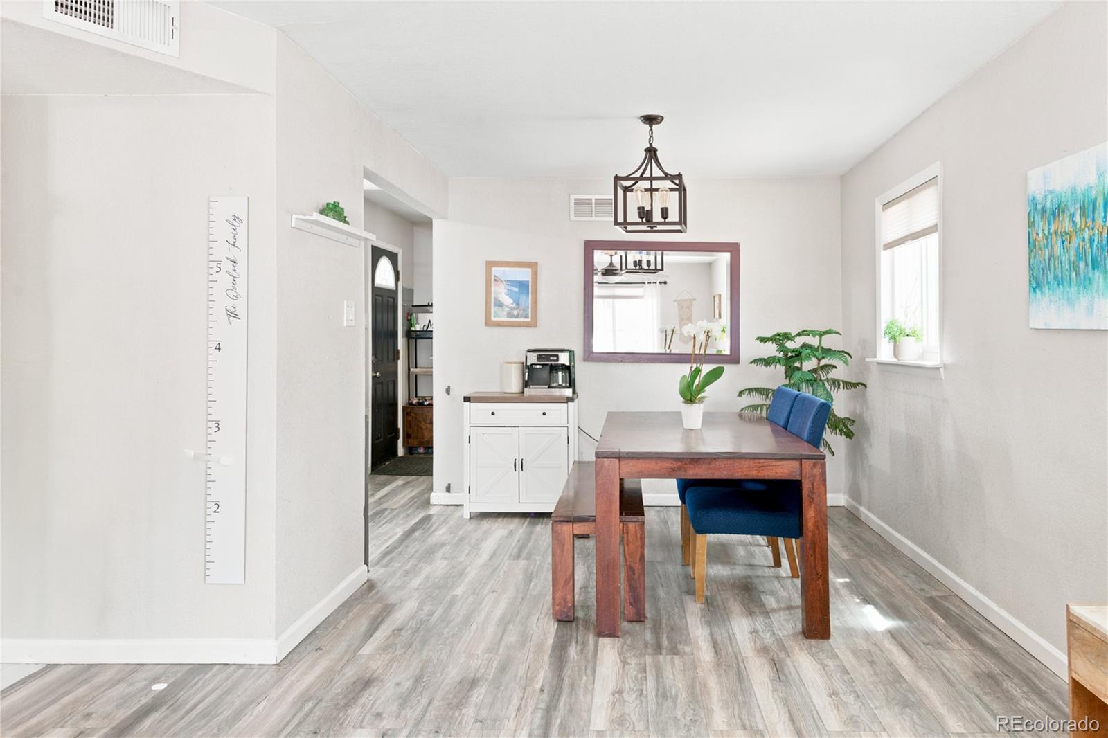1200 Yost St, Aurora, CO 80011