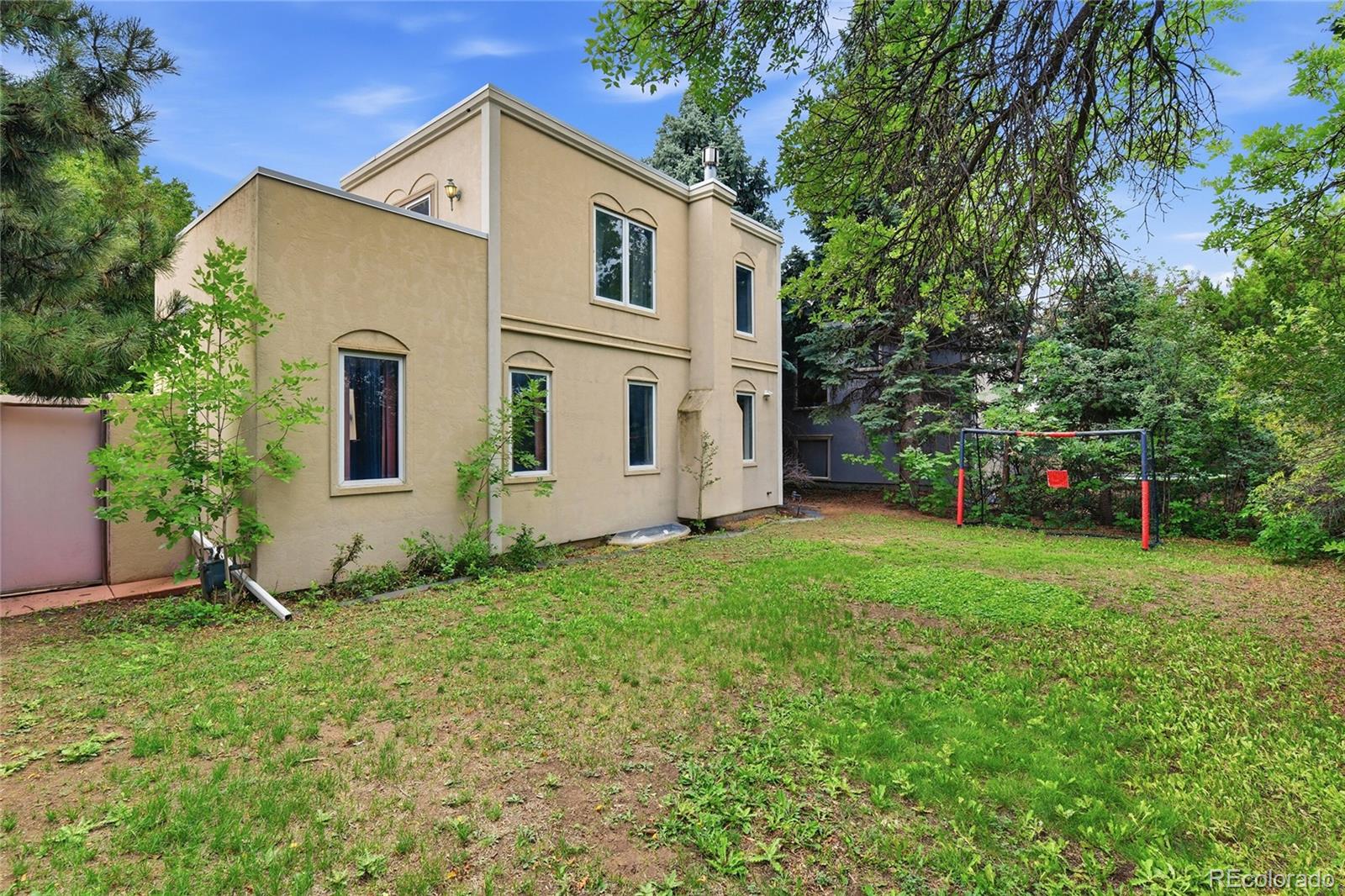 1530 S University Blvd, Denver, CO 80210