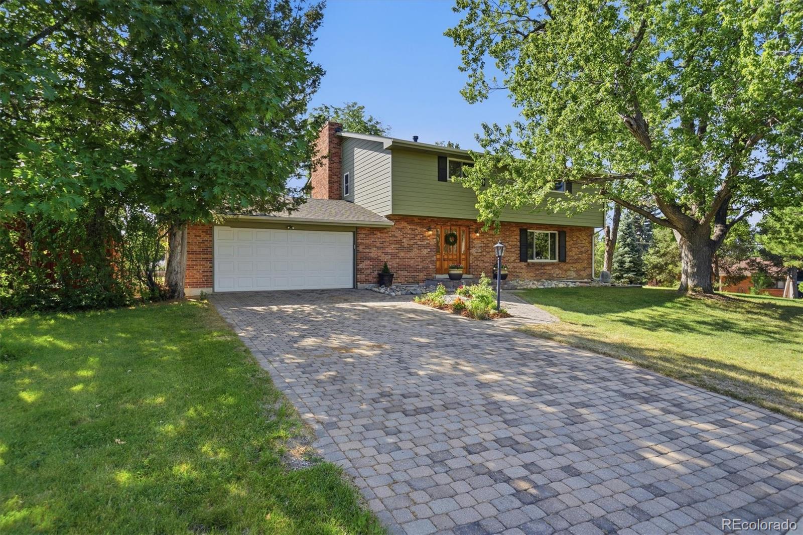 1186 E Davies Ct, Centennial, CO 80122