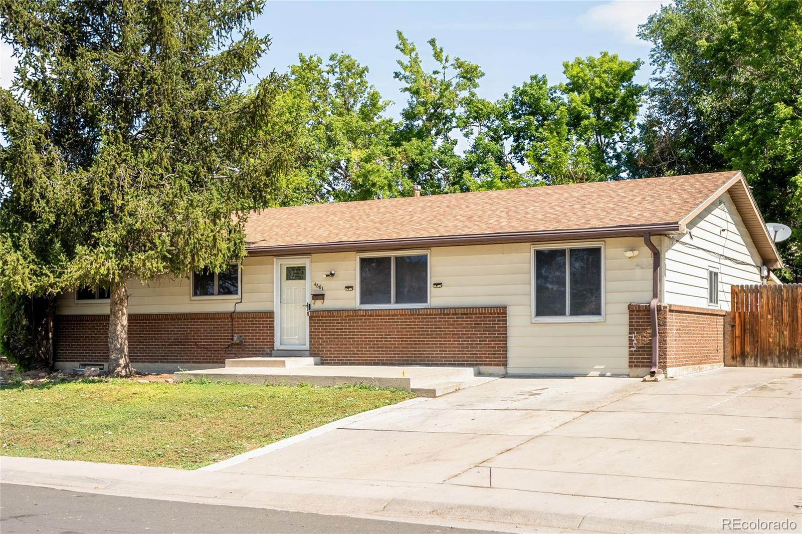 4661 Dixon Dr, Westminster, CO 80031