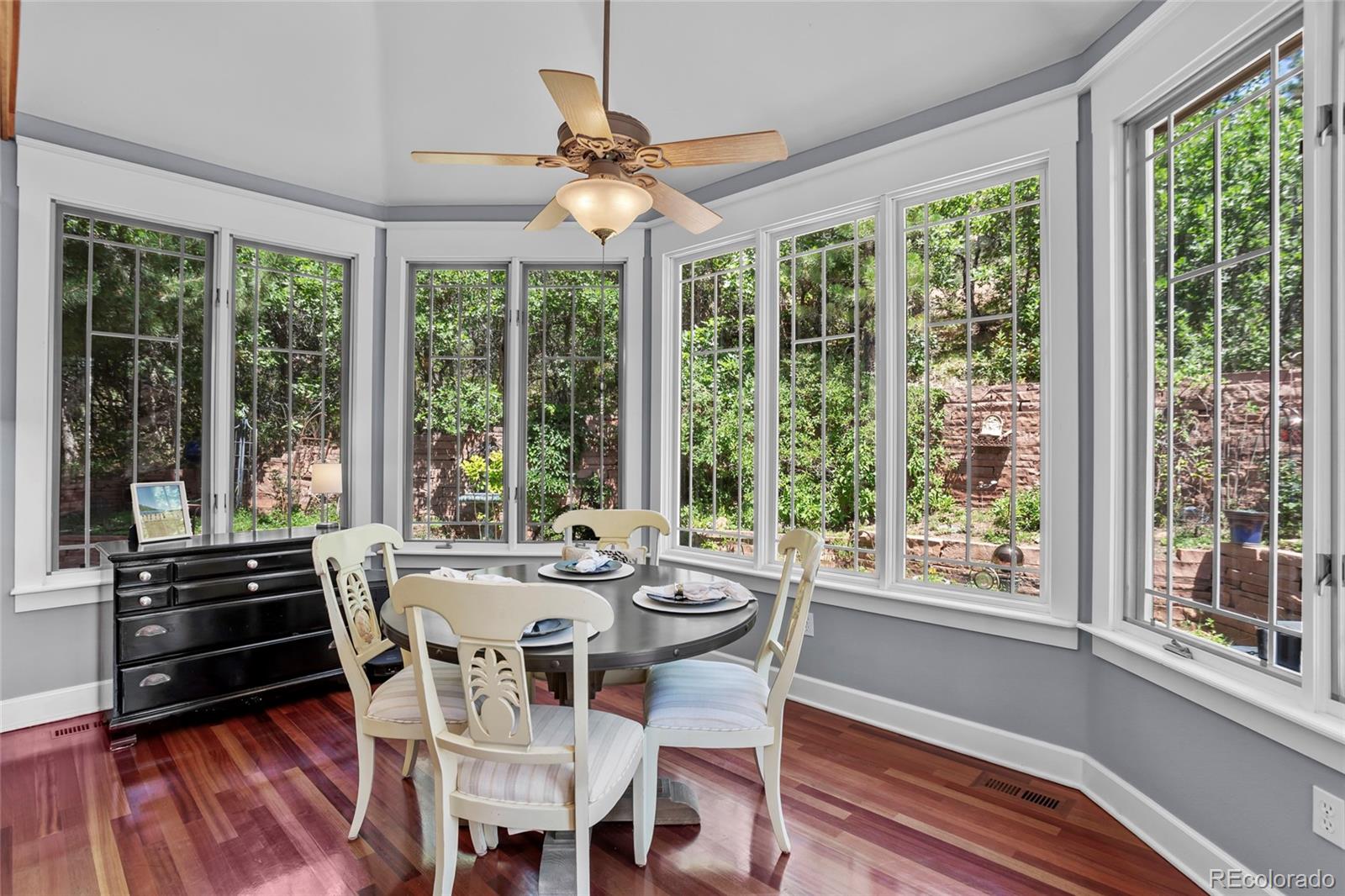 6369 Apache Dr, Larkspur, CO 80118
