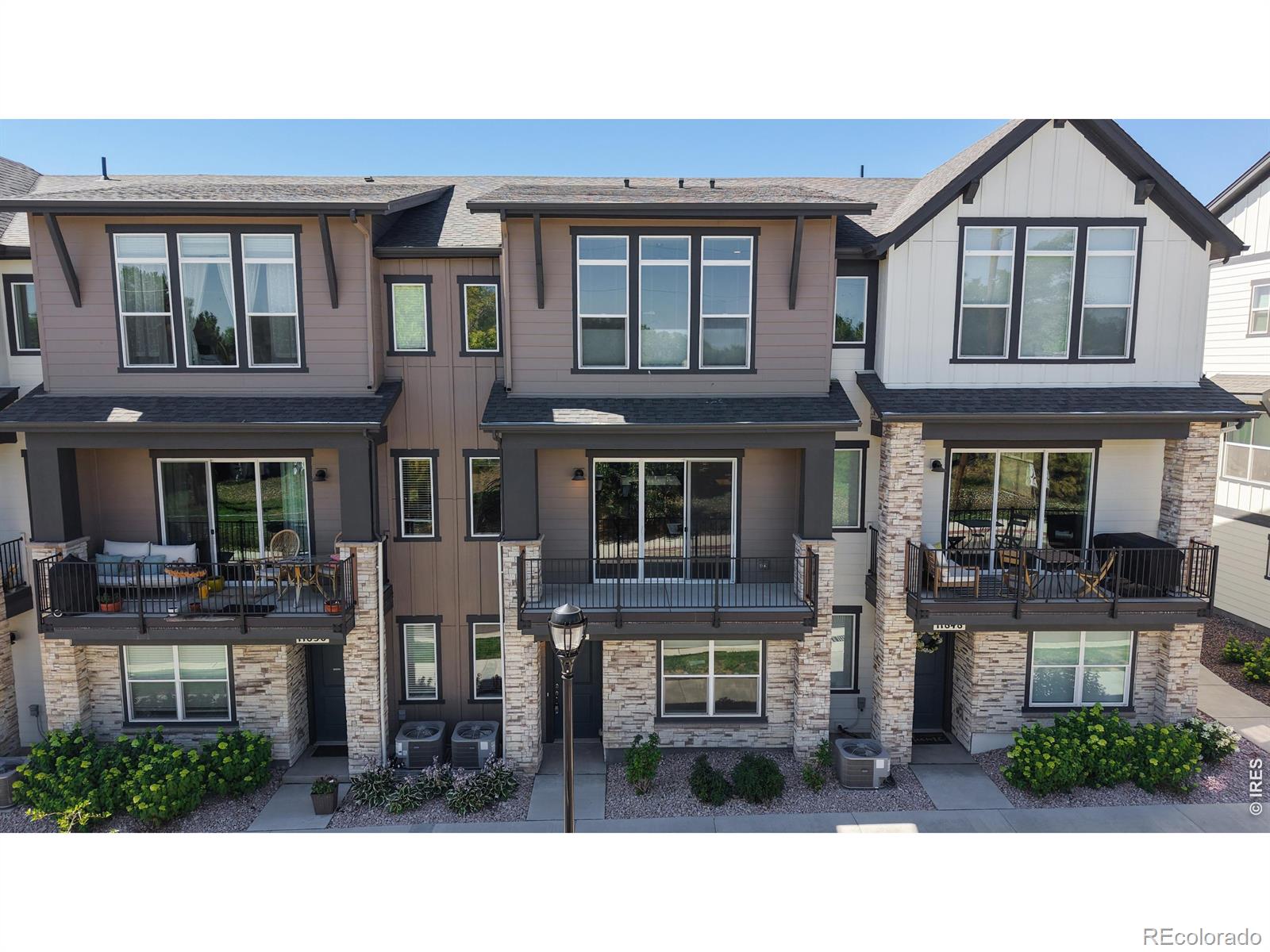 11842 W 52nd Ave, Wheat Ridge, CO 80033