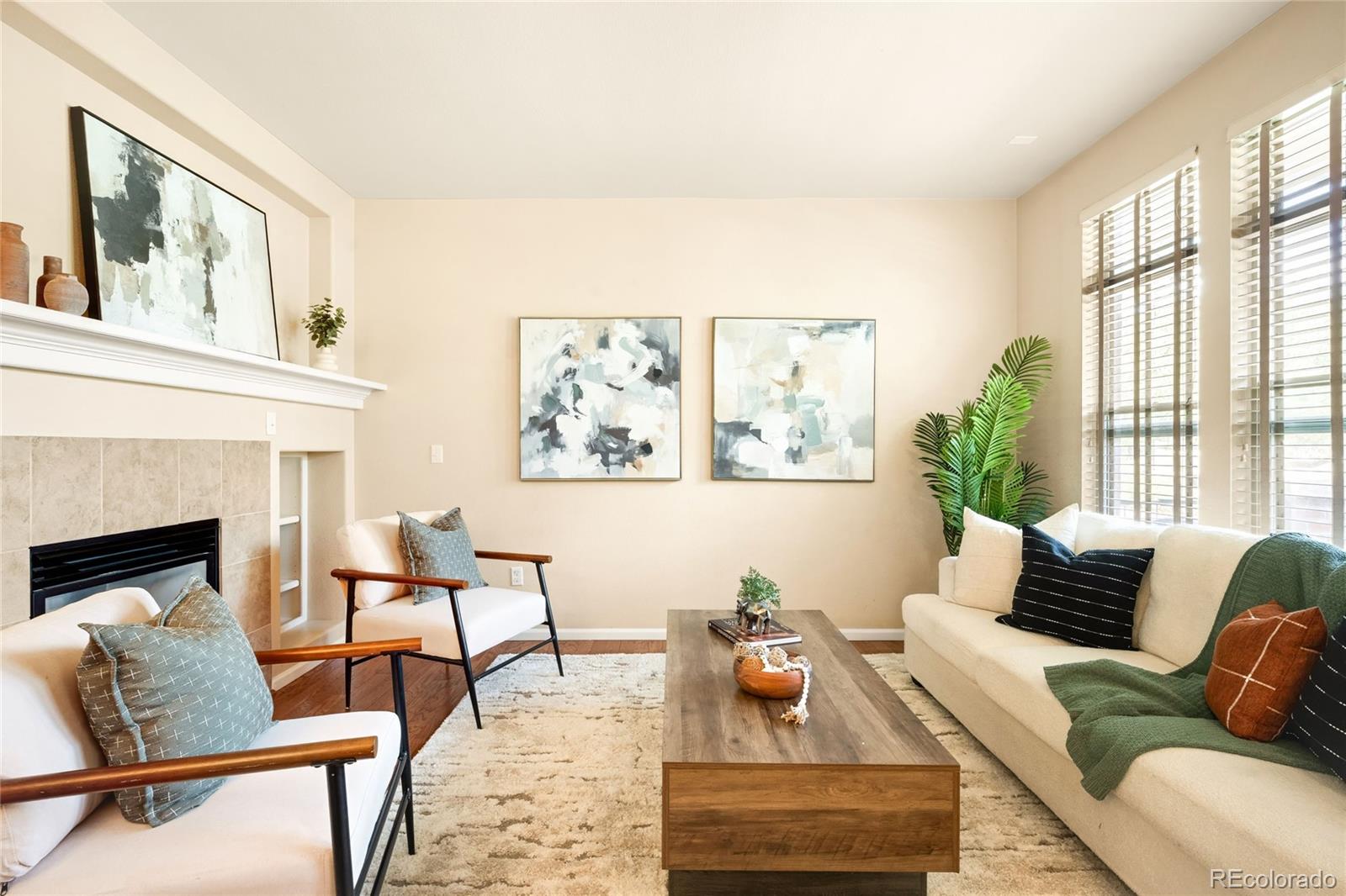 8922 E Otero Pl, Englewood, CO 80112