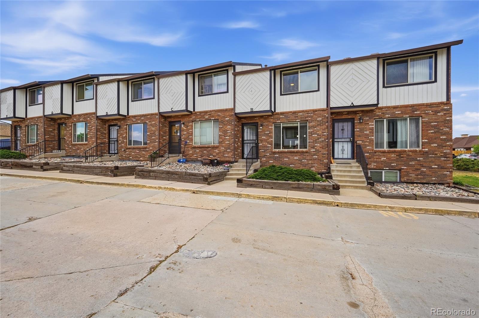 9850 W Stanford Ave #B, Littleton, CO 80123