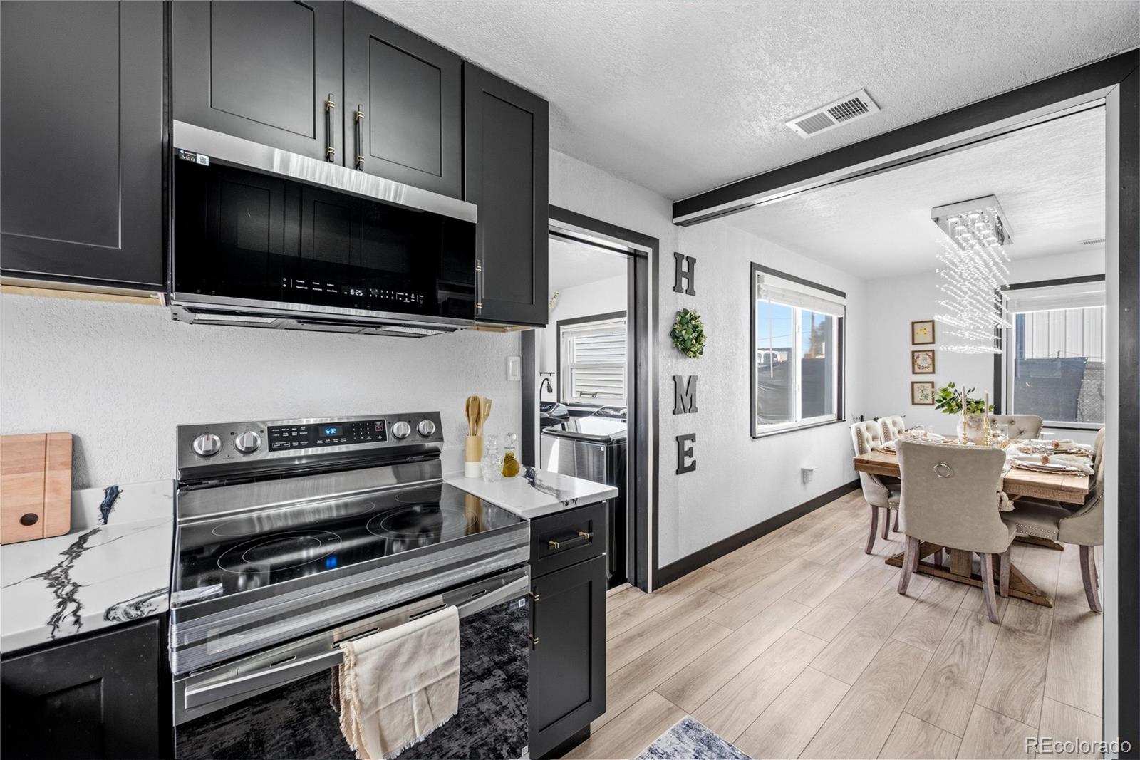 1467 N Main St, Strasburg, CO 80136